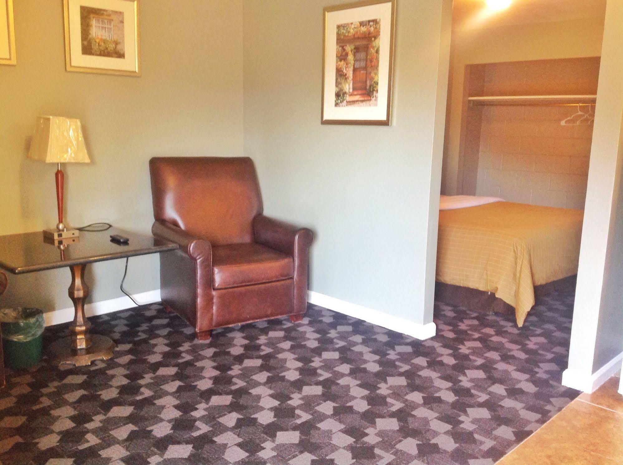Jefferson Inn And Suites Luaran gambar